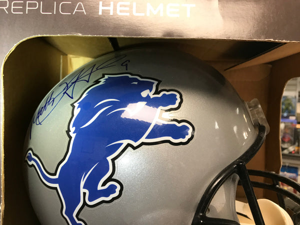 Riddell Replica Detroit Lions Helmet Signed by Matt Stafford